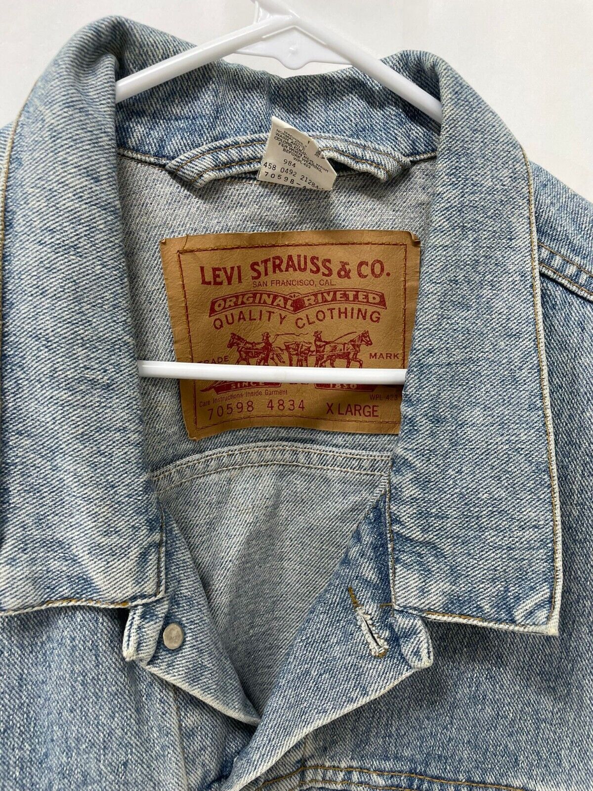Levi's Mens XL 70598 Vintage Button Down Trucker Jacket Light Wash Denim Canada