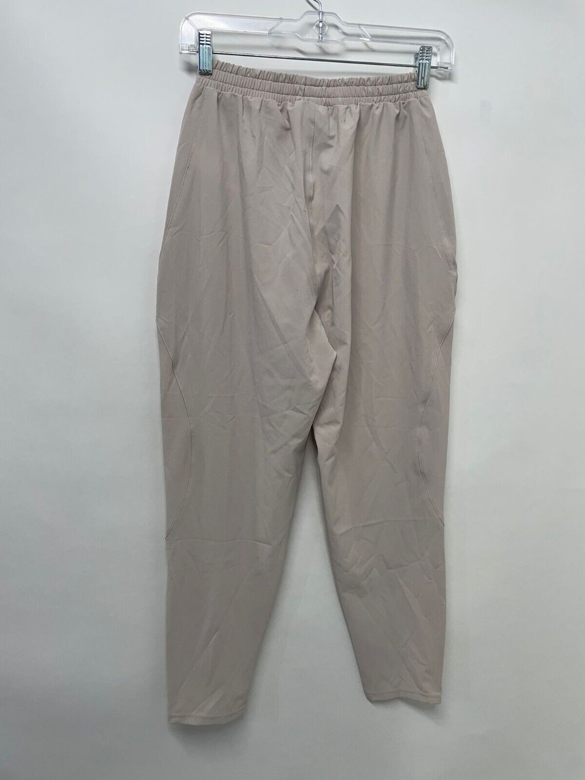 Gymshark Womens M Maximise Track Joggers Windbreaker Pant Ivory Beige