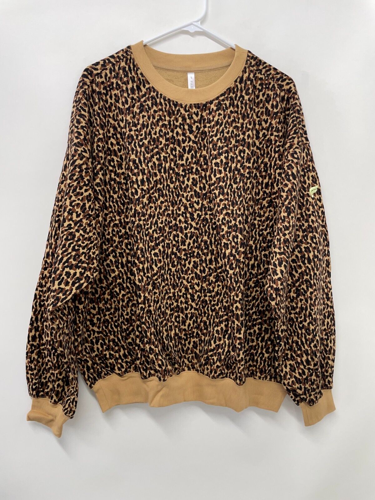 Fabletics Womens XXL/1X Forever Fleece Crewneck Sweatshirt Wavy Cheetah Pullover