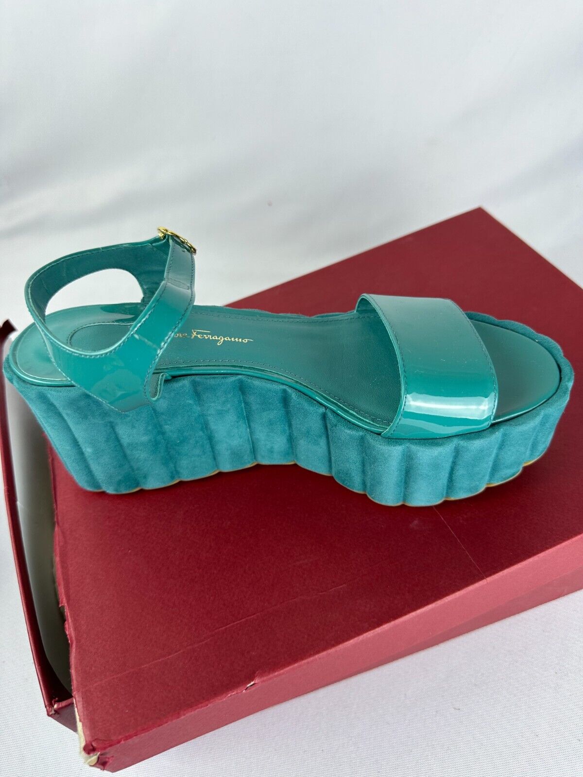 Salvatore Ferragamo Womens 8 Tropea Jade Vine Leather Platform Sandals 0684894