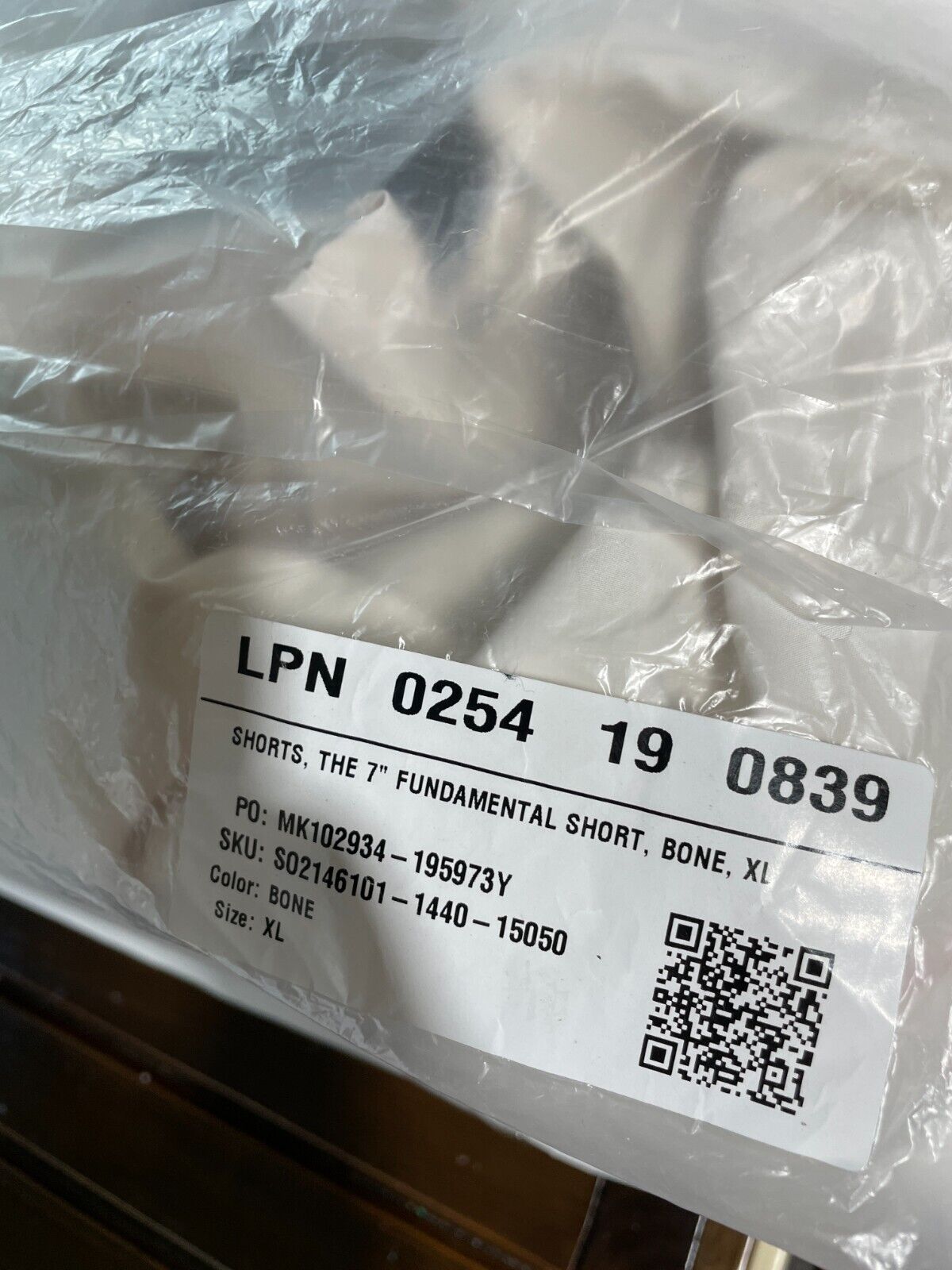 Fabletics Men's XL The 7" Fundamental Short Bone Lined Stretch SO2146101-1140