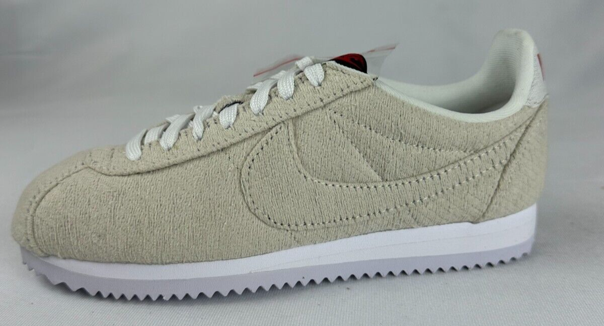Nike Mens 4/Womens 5.5 Stranger Things Classic Cortez QS UD Sneaker CJ6107-100