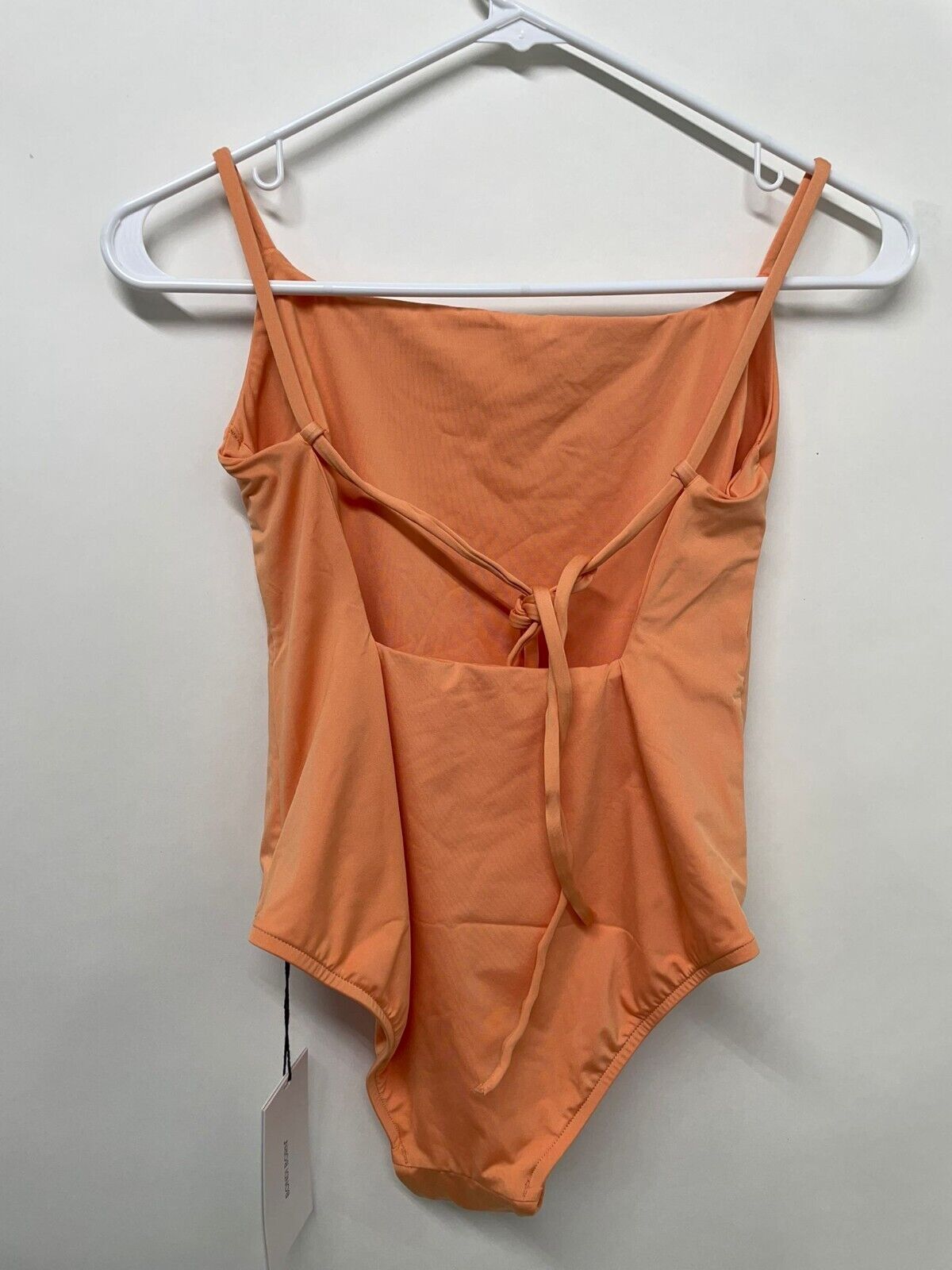 Bondi Born Womens 4-6 Peach Orange Rose One Piece Swimsuit