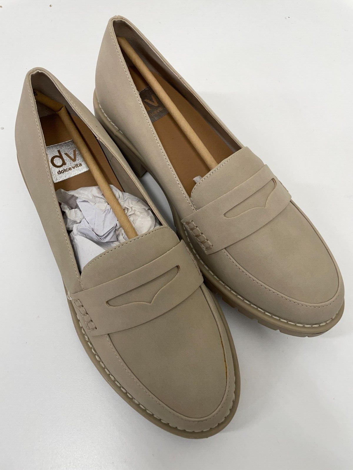DV Dolce Vita Womens 8.5 Carley Slip-On Penny Loafer Taupe Faux Leather 42637