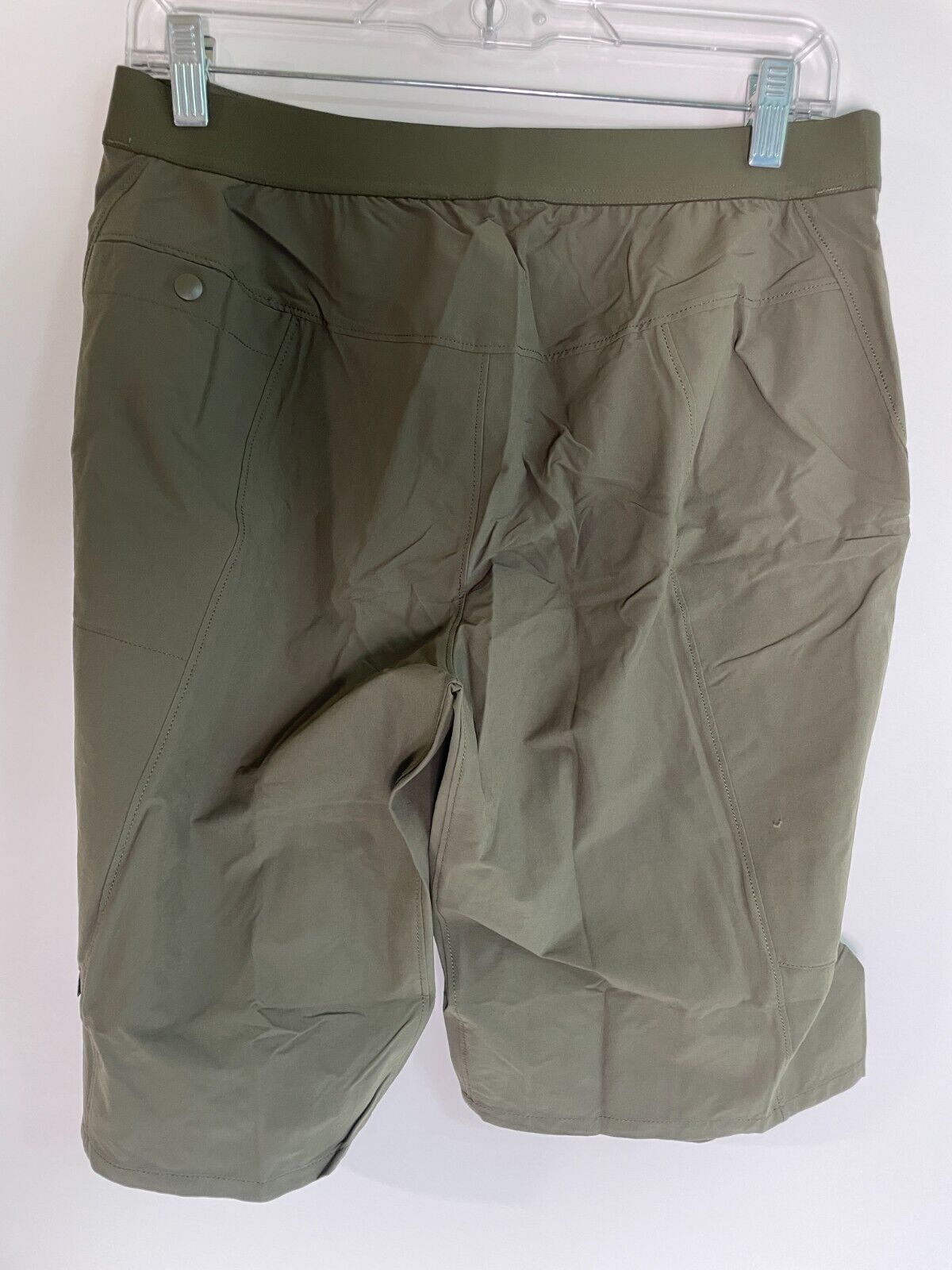 Patagonia Men's 32 Landfarer Bike Shorts 12" Inseam Elastic Waist Basin Green