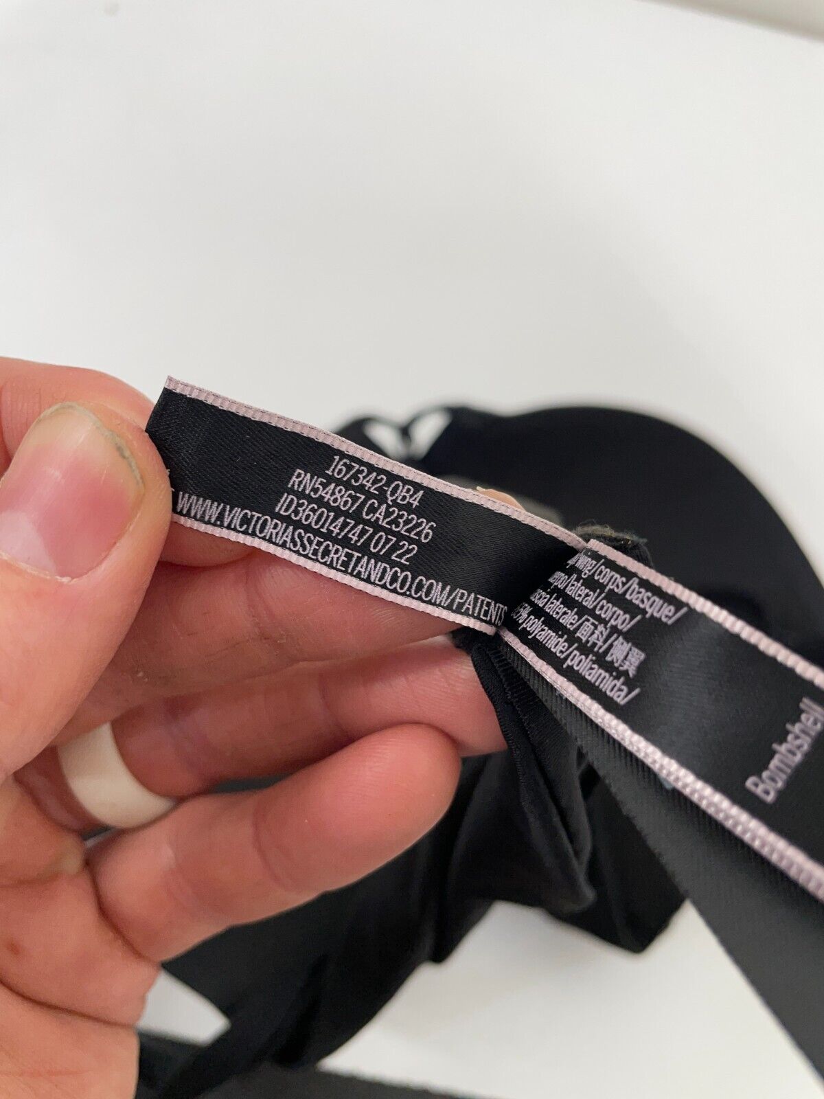 Victorias Secret Womens 36B/B80 Bombshell Add-2-Cups Smooth Push-Up Bra Black