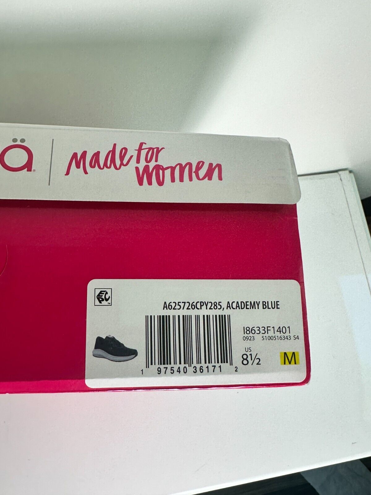 Ryka Women's 8.5 Frenzy Academy Blue Mesh Low Top Walking Shoe I8633F1401