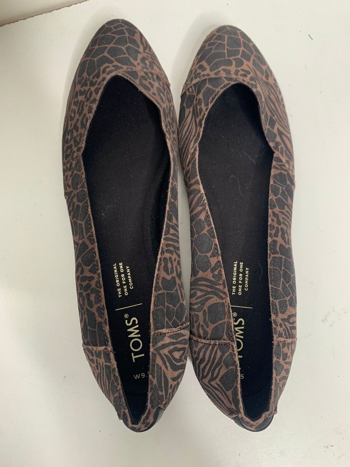 Toms Womens 9.5 Julie Leopard Printed Suede Flat Shoes Slip On
