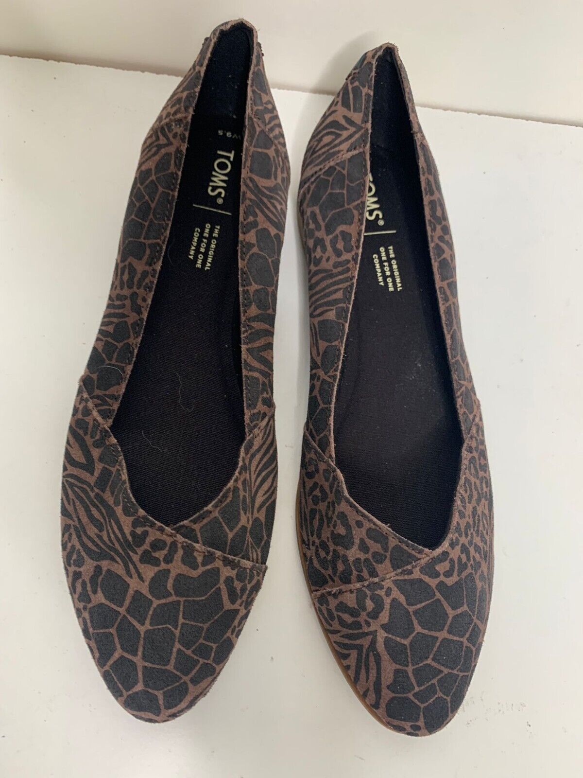 Toms Womens 9.5 Julie Leopard Printed Suede Flat Shoes Slip On