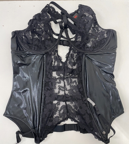Lovehoney Womens Plus Size Fierce Romance Wet Look & Lace Bustier Thong Black