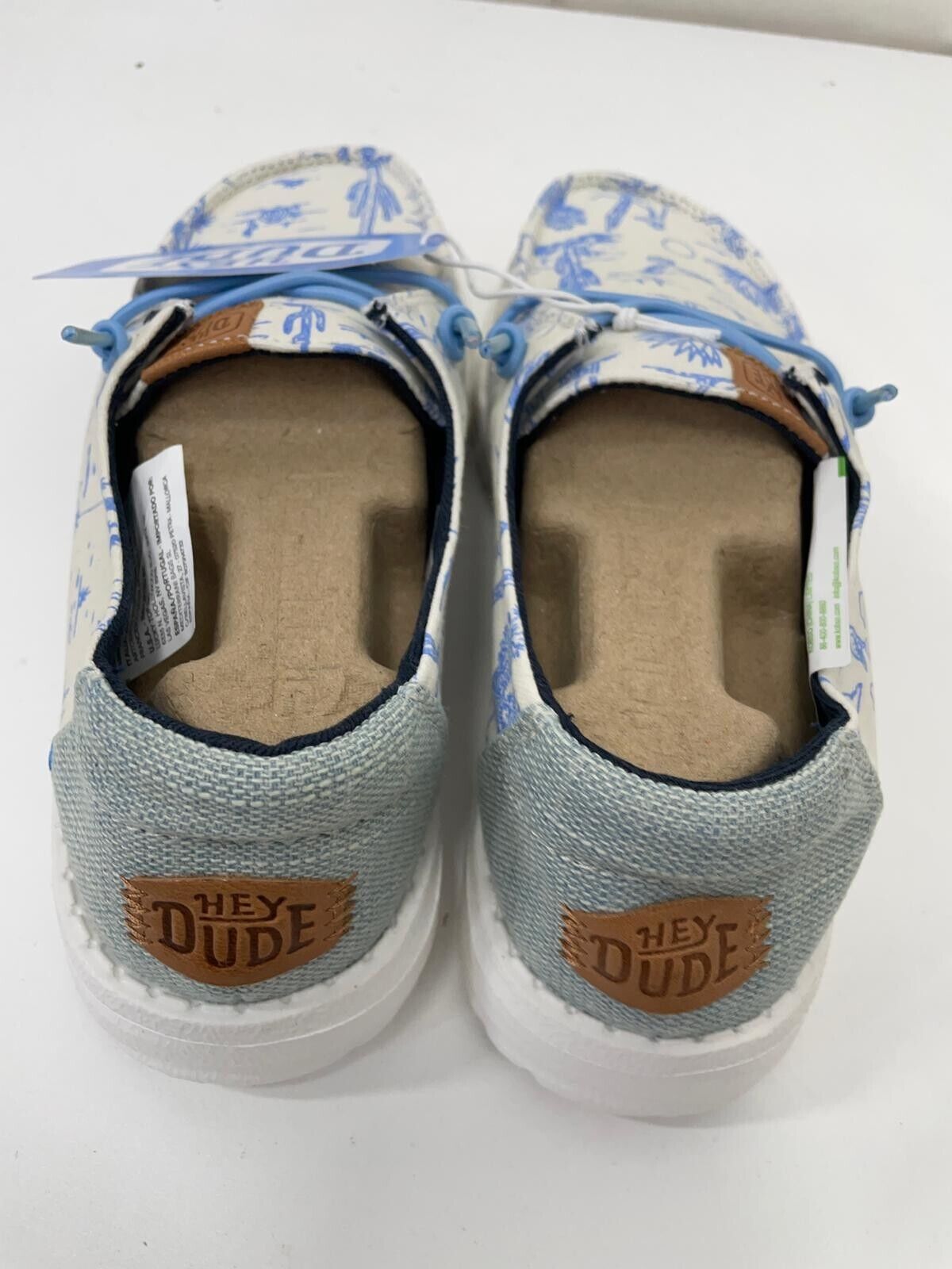 Hey Dude Womens 5 Wendy Desert Loafer Comfort Shoes Slip On Cream Blue 40405