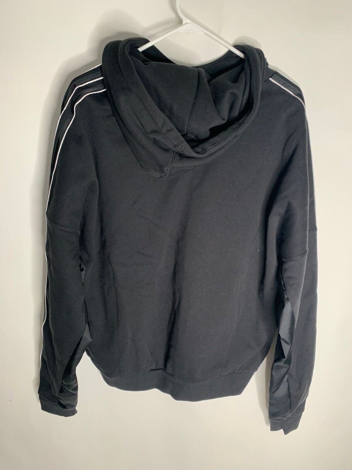 adidas Originals Men M Black Spirit Shadow Stripe Satin Hoodie Sweatshirt H31284