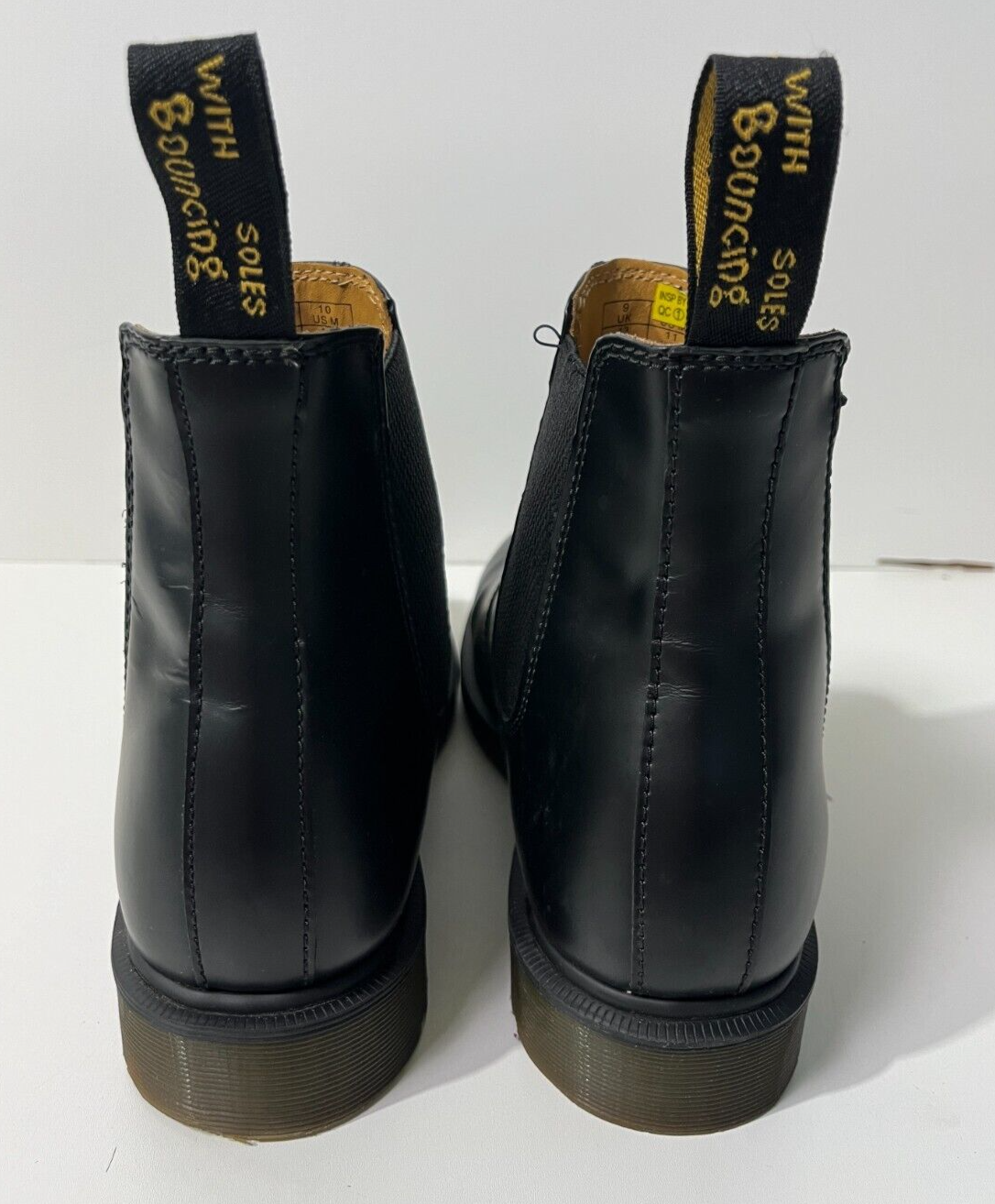 Dr. Martens Size M10/W11 2976 Smooth Leather Chelsea Boot Black Unisex 11853001