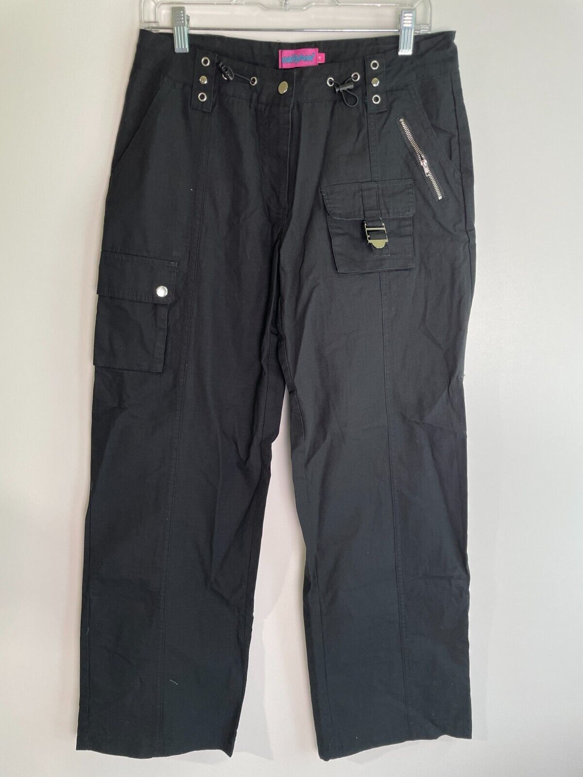 Edikted Women's M Saphire Low Rise Cargo Pants Black Drawstring Snap S14049