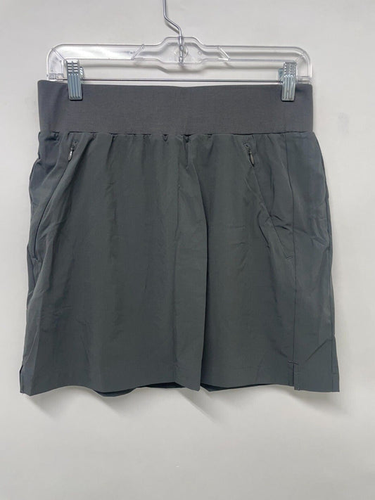 Quince Women's M Performance Tech Skort Olive Green UPF 50 Built-In Shorts NWT