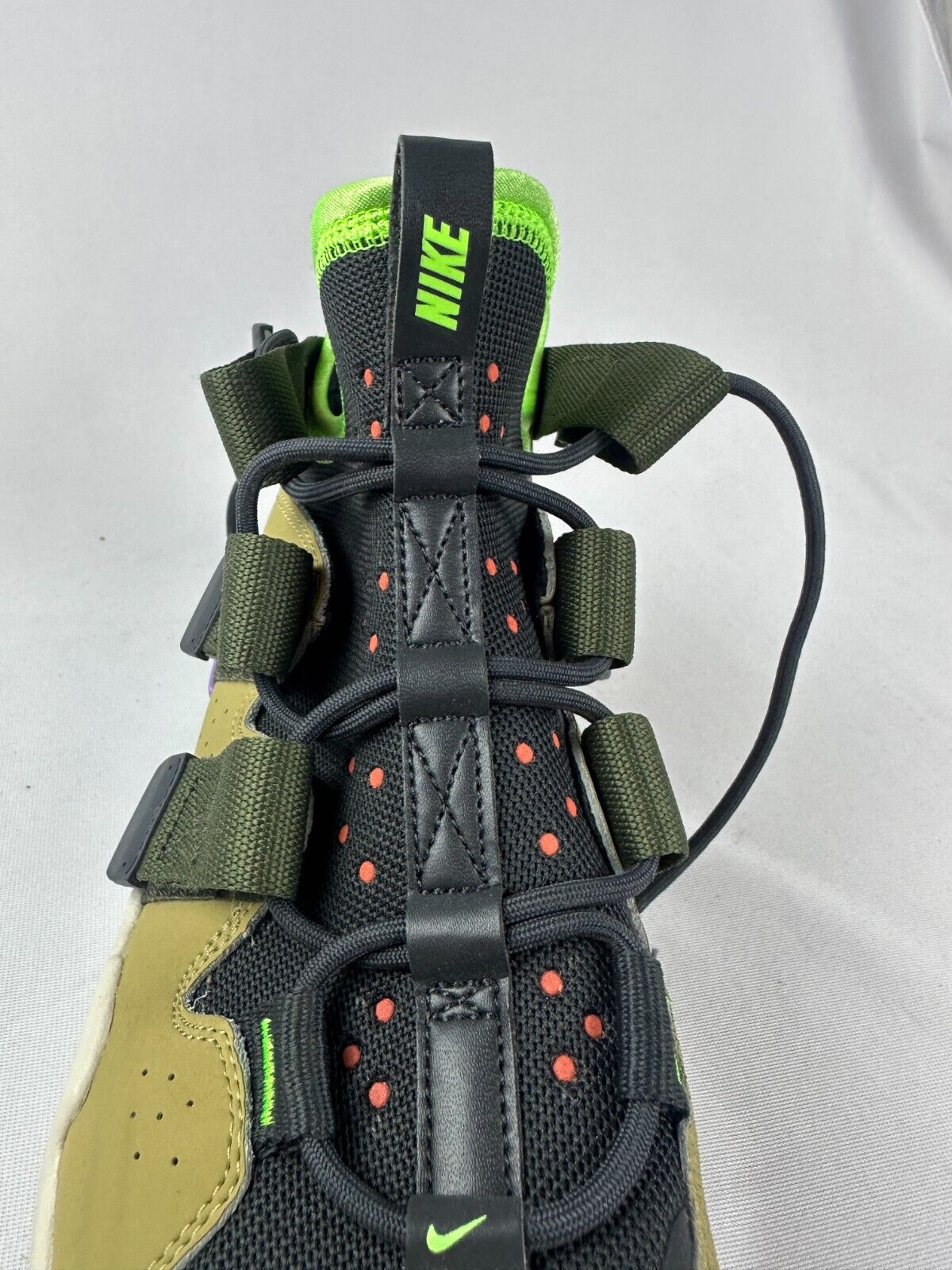 Nike Mens 10.5 Air Edge 270 Parachute Beige Athletic Shoes Sneaker AQ8764-200