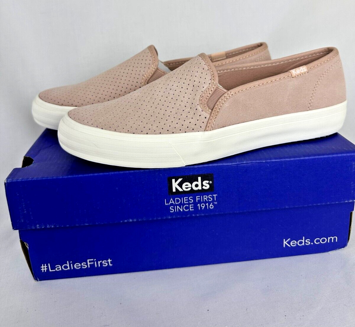 Keds Women 8.5 Double Decker Perf Suede Sneakers Pink Mauve Slip On Shoe WH61753