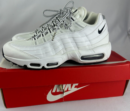 Nike Mens 8.5 Air Max 95 'White/Black' Athletic Running Shoes Sneakes 609048-109