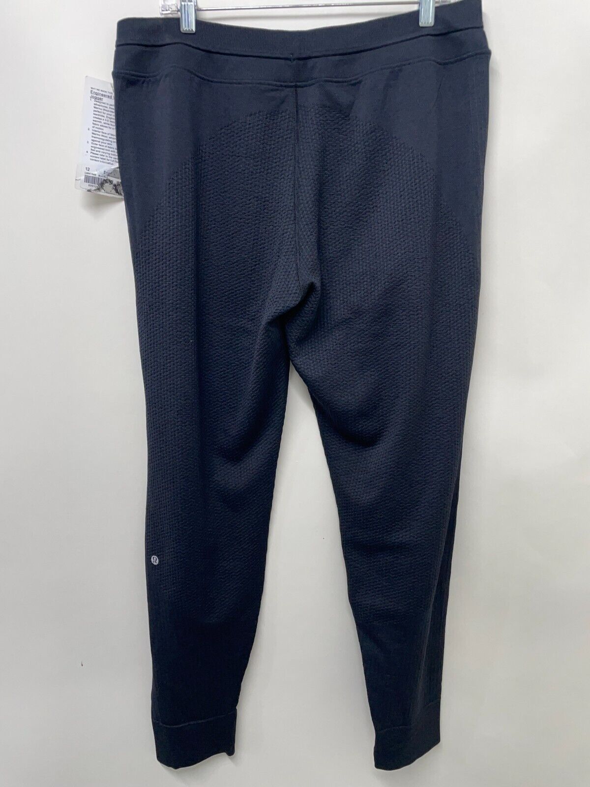 Lululemon Womens 12 Engineered Warmth Jogger Black Slim Fit Tapered LW5CR6S