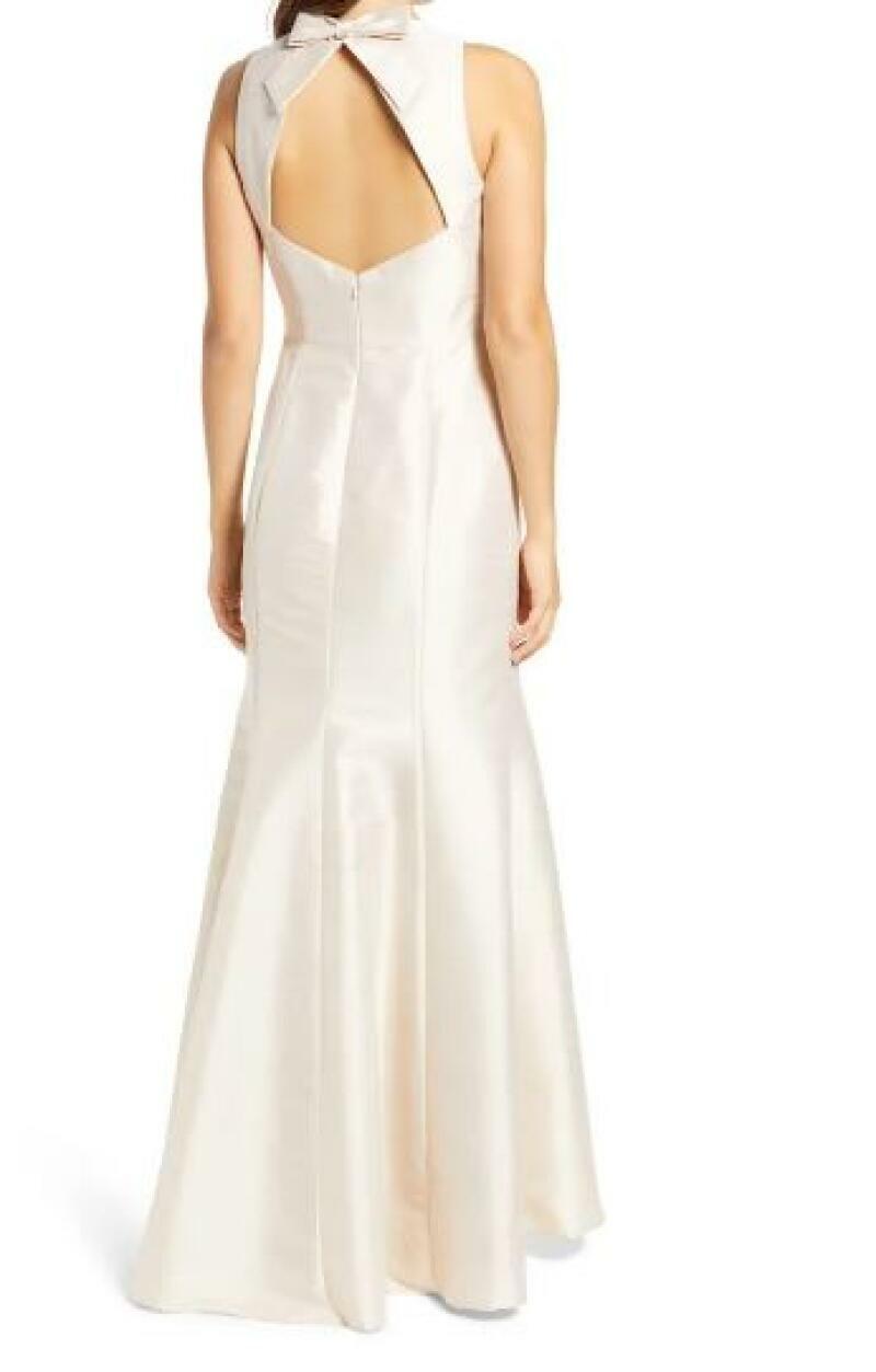 Alfred Sung Womens 10 Champagne Sleeveless Cut Out Back Dupioni Trumpet Gown