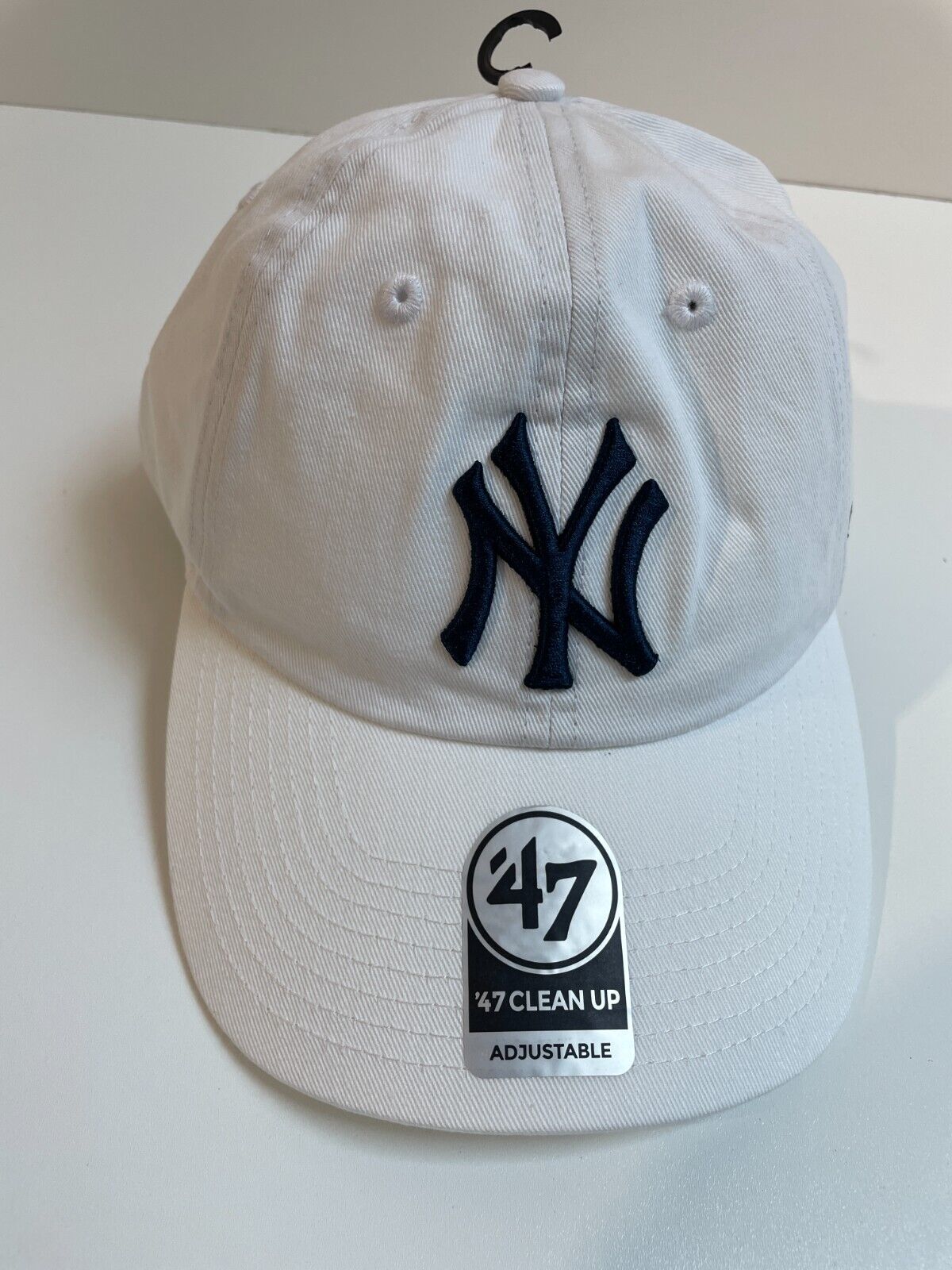 MLB New York Yankees '47 Clean Up Adjustable Dad Hat One Size White Unisex