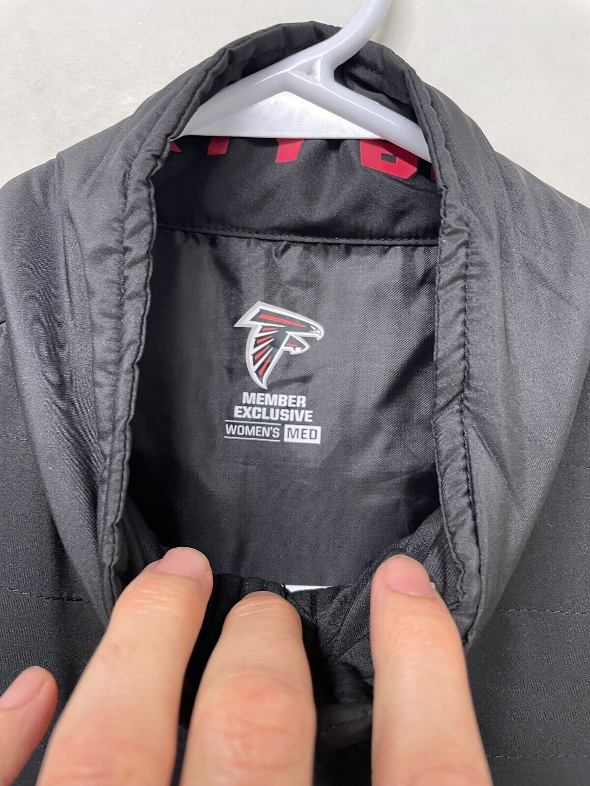 Atlanta Falcons Womens M 2022 Member Exclusive Zip Up Puffer Vest Jacket NFL