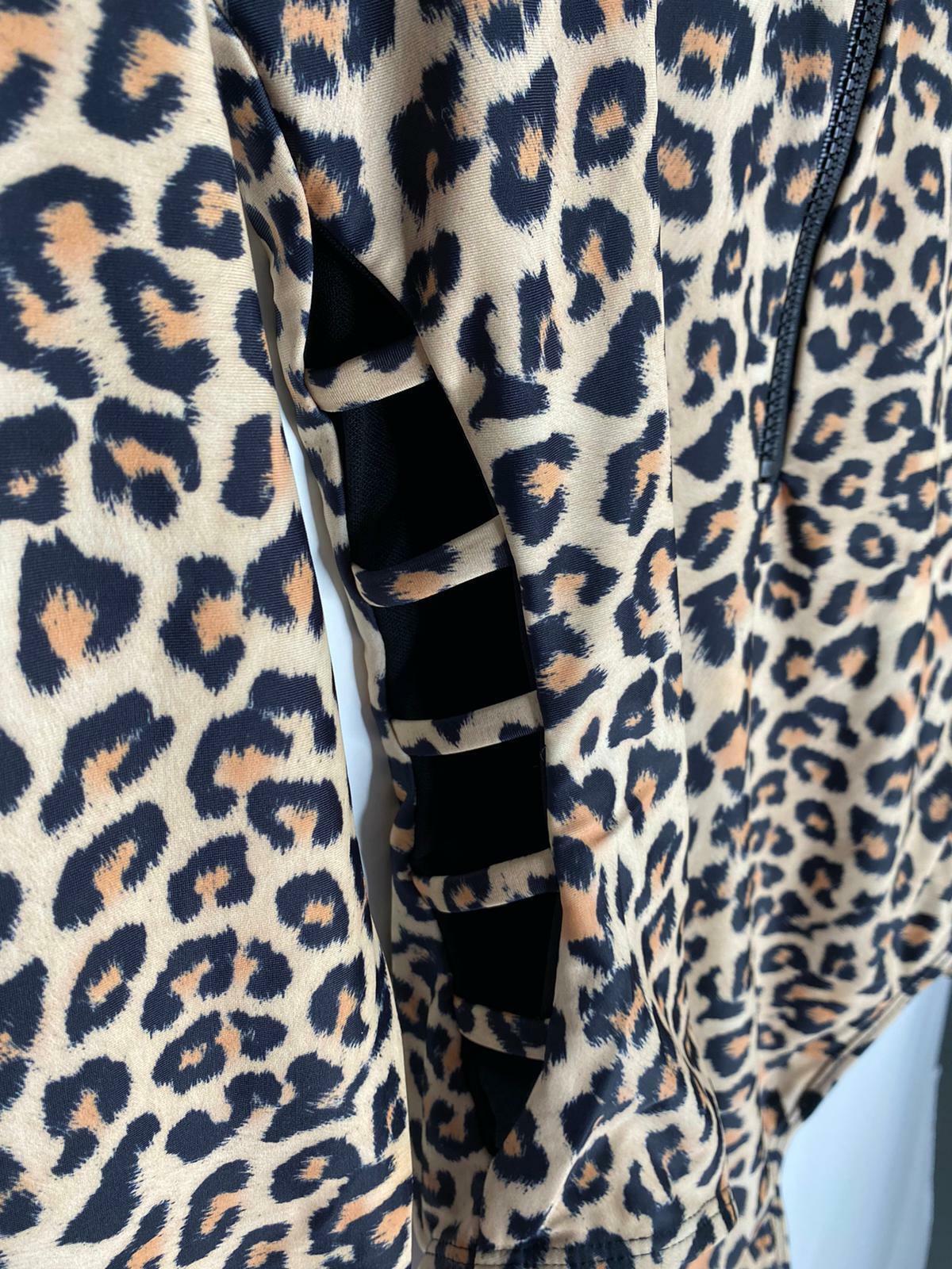 Ka'Lure Womens M Leopard Sleeved Cutout Zip Up Rashguard One Piece Swimsuit