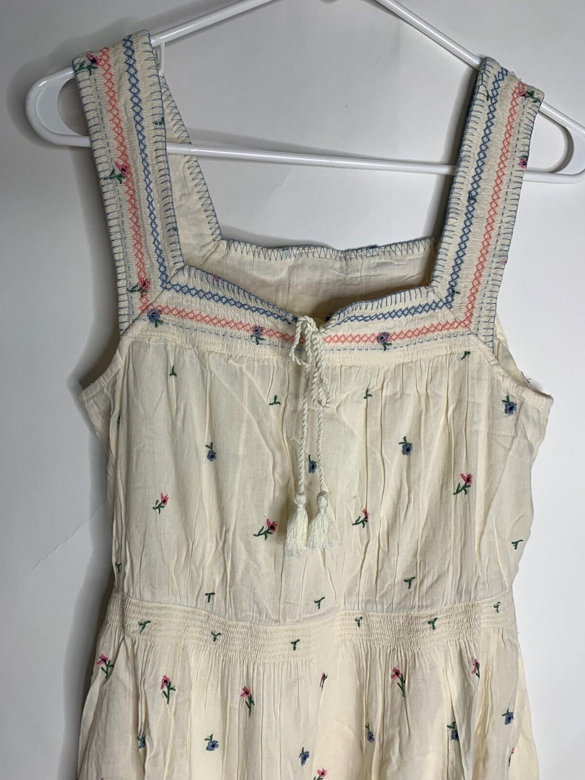 Old Navy Womens M Cream Sleeveless Waist-Defined Embroidered Clip-Dot Maxi Dress