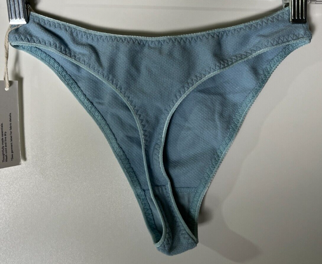 ARAKS Women's M Mid-Rise Thong Cut Underwear Echo Gray Lightweight Smooth