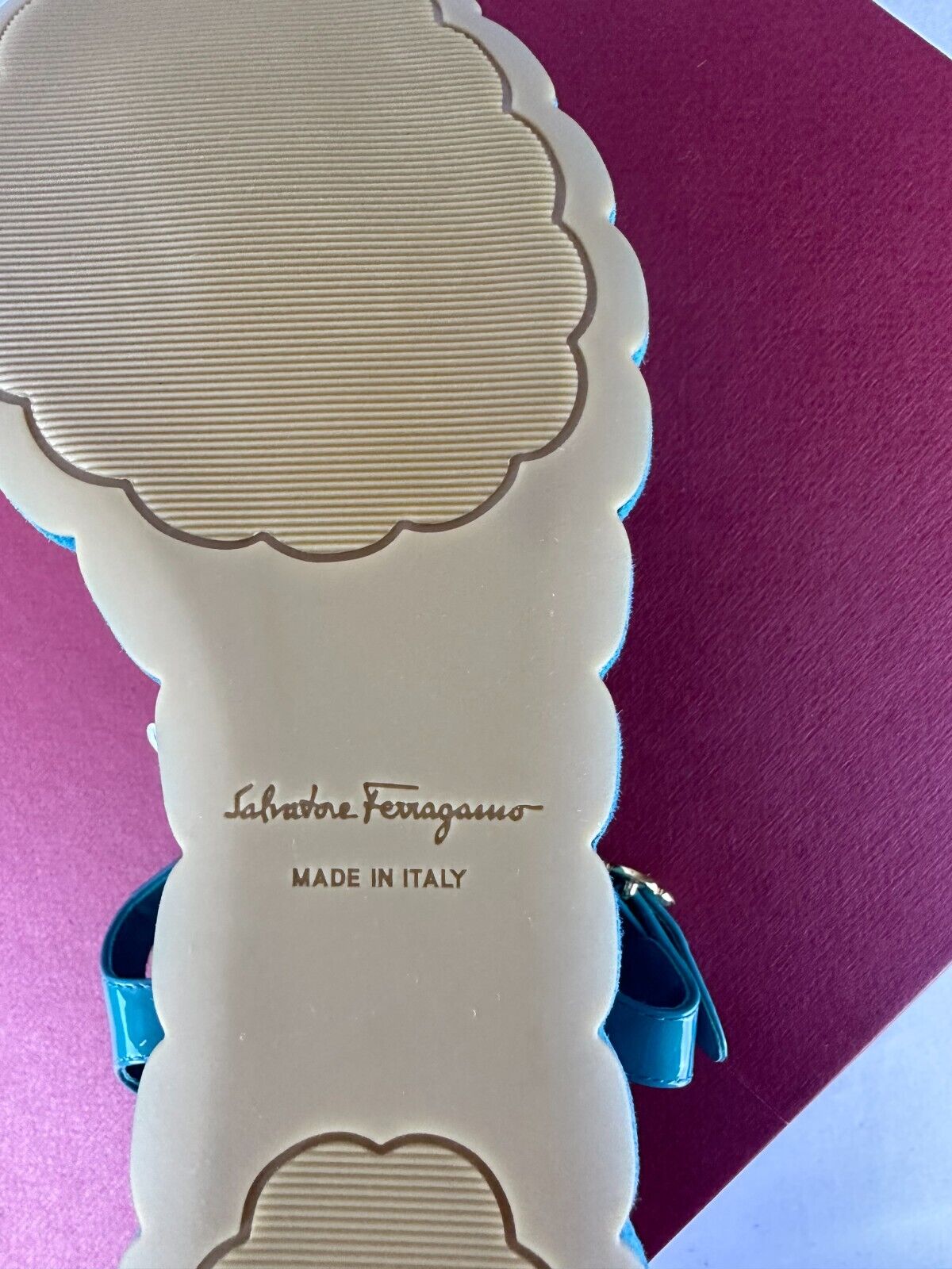 Salvatore Ferragamo Womens 8 Tropea Jade Vine Leather Platform Sandals 0684894