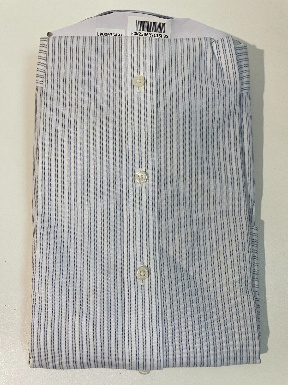 Charles Tyrwhitt Mens 15.5/33 Cutaway Collar Non-Iron Double Stripe Shirt Blue