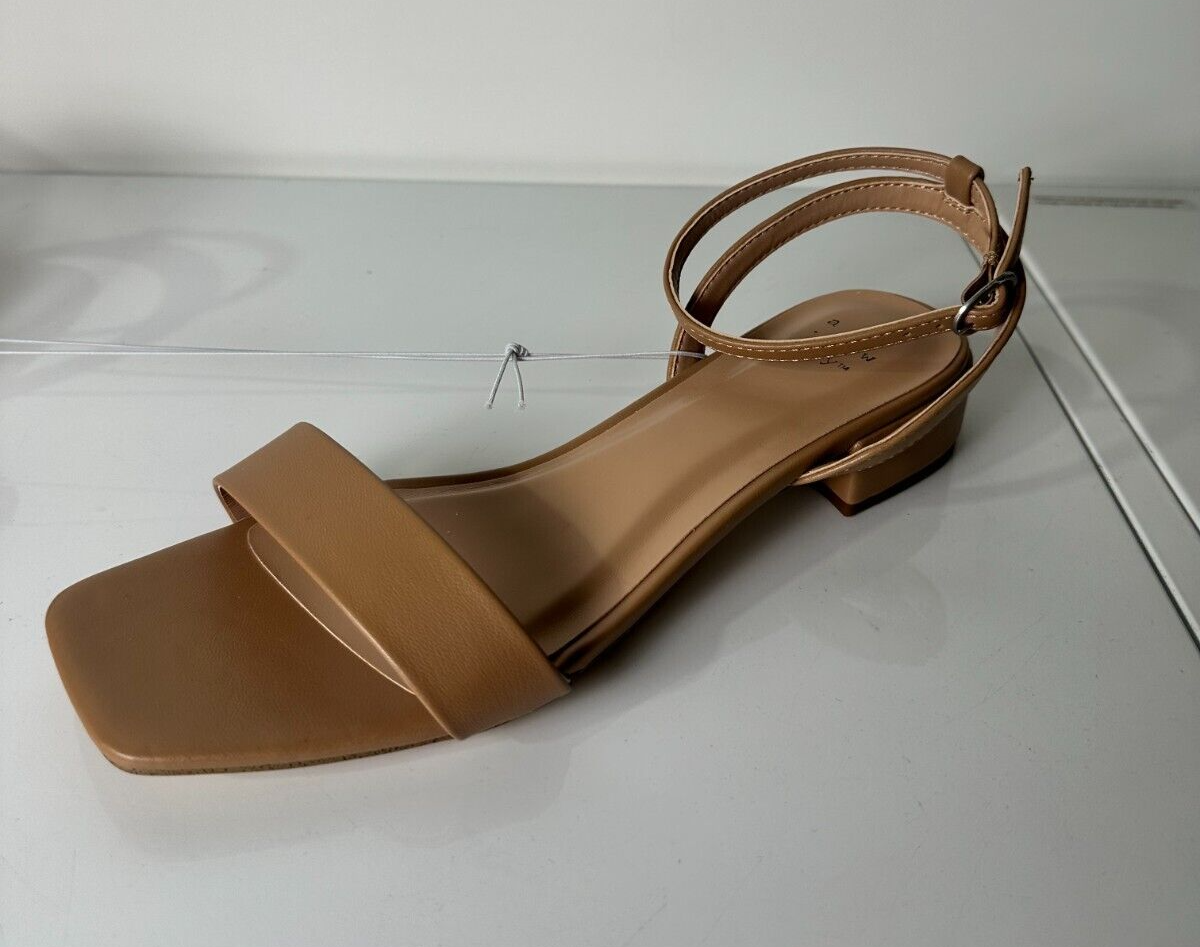 A New Day Women's 7.5 Delores Square Toe Ankle Strap Sandals Tan 096-07-3003