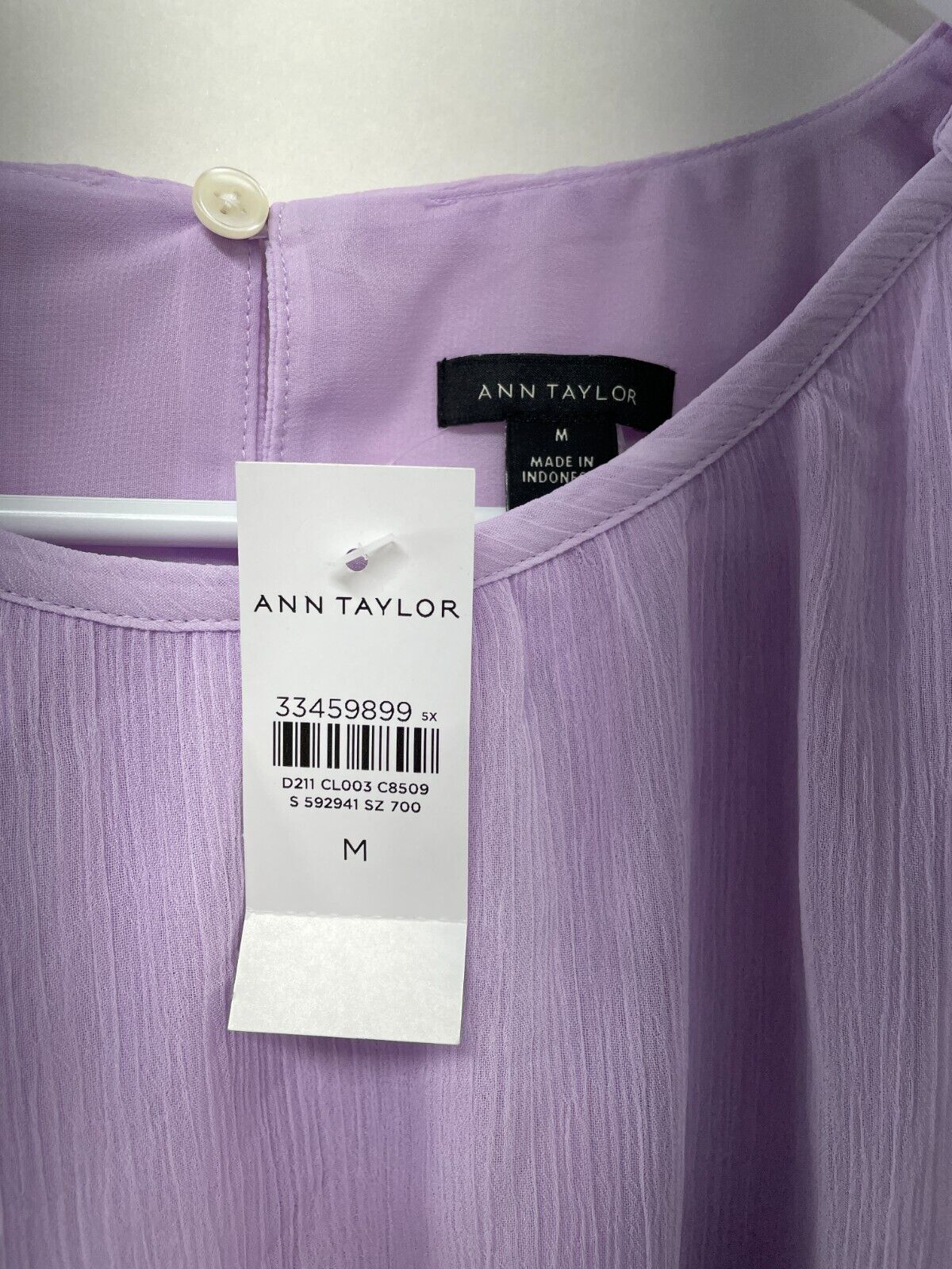 Ann Taylor Women's M Gathered Shell Top Purple Crew Neck Shirred Sleeveless NWT