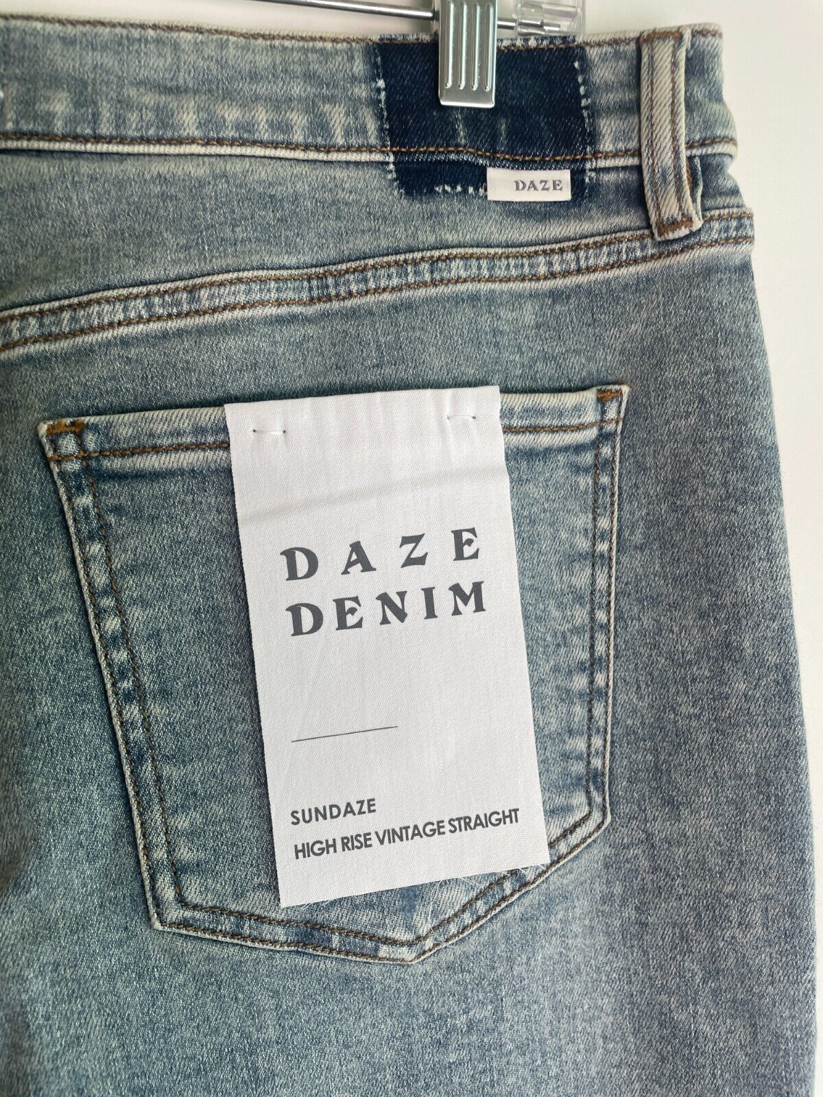 Daze Womens 16 Sundaze High Rise Vintage Straight Dad Jeans Distressed Denim