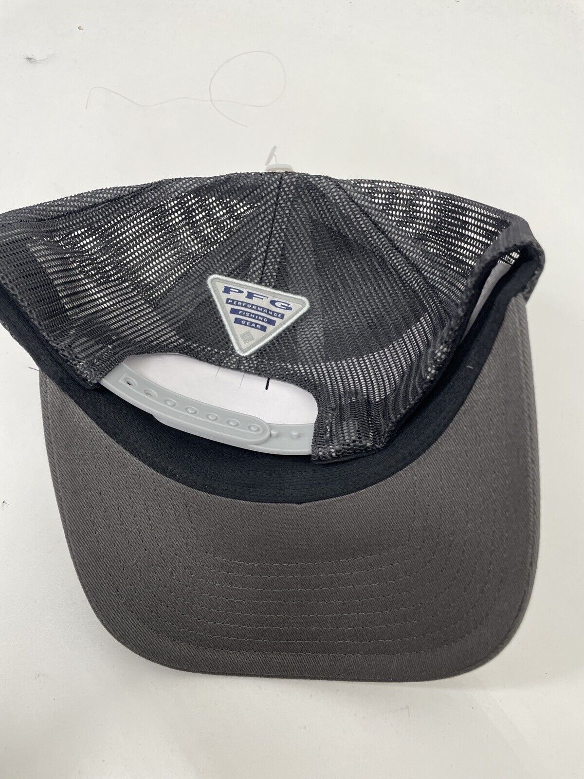 Columbia Sportswear PFG Fishing Gear High Crown Gray SnapBack Trucker Hat Hooks