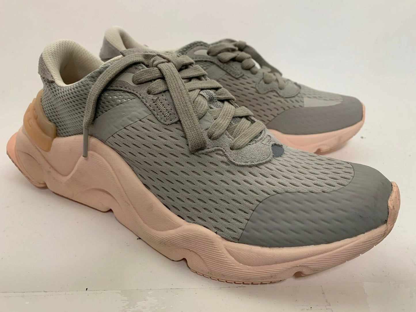 Sorel Womens 9.5 Kinetic RNEGD Lace Sneaker Shoes Dove Peach Blossom