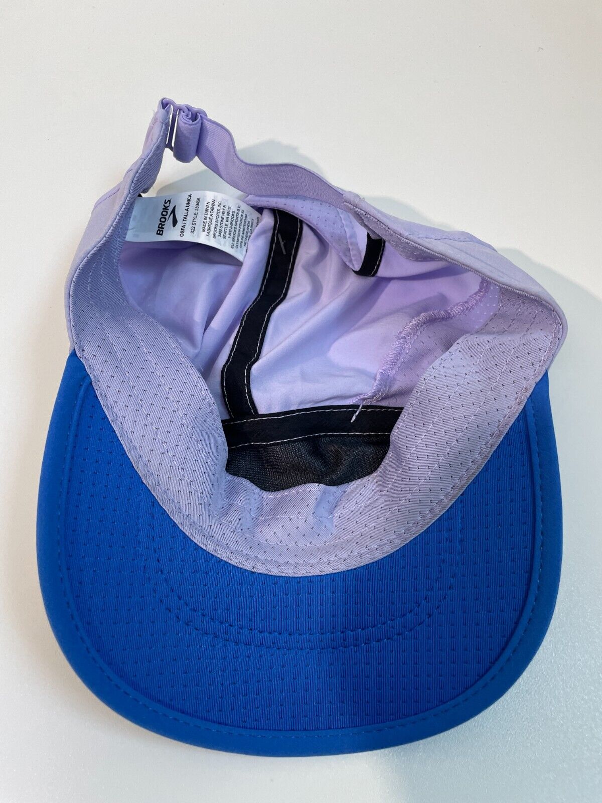 Brooks Womens One Size Violet Dash Bluetiful Chaser 5-Panel Hat Pony Tail Hole