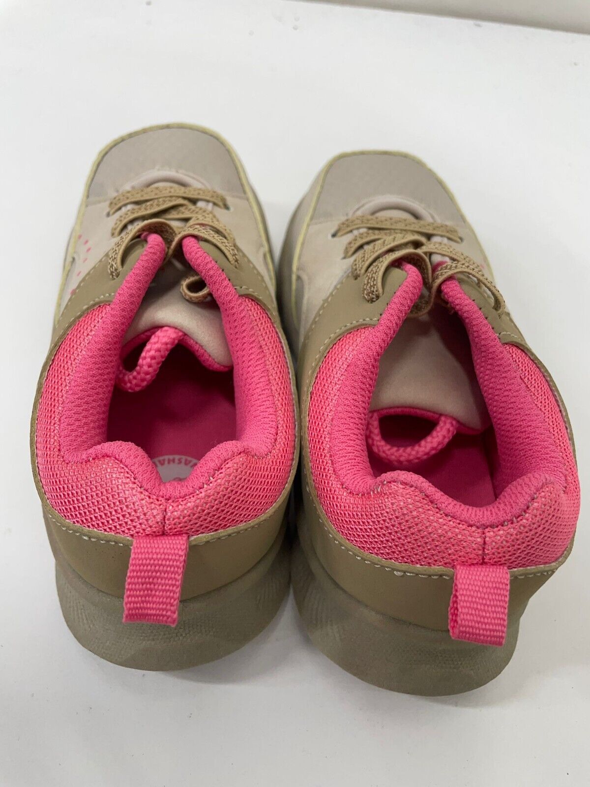 Oshkosh B'gosh Girls Youth Kids 11M Fable Shoes Sneakers Beige Pink