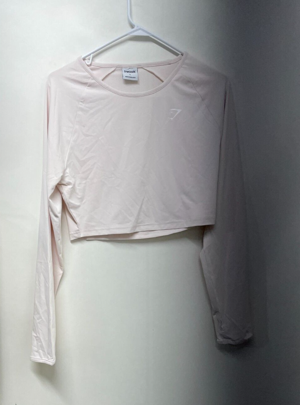 Gymshark Womens L Training Long Sleeve Crop Top Cream Athletic Tee Shirt B1A3G
