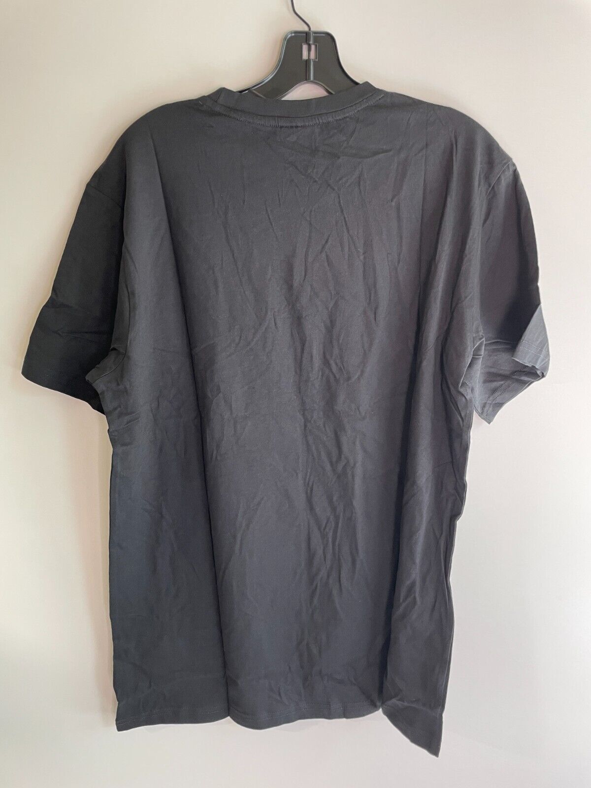 Gymshark Mens L Crest T-Shirt Black Regular Fit Short Sleeve A1A3J-BBBB