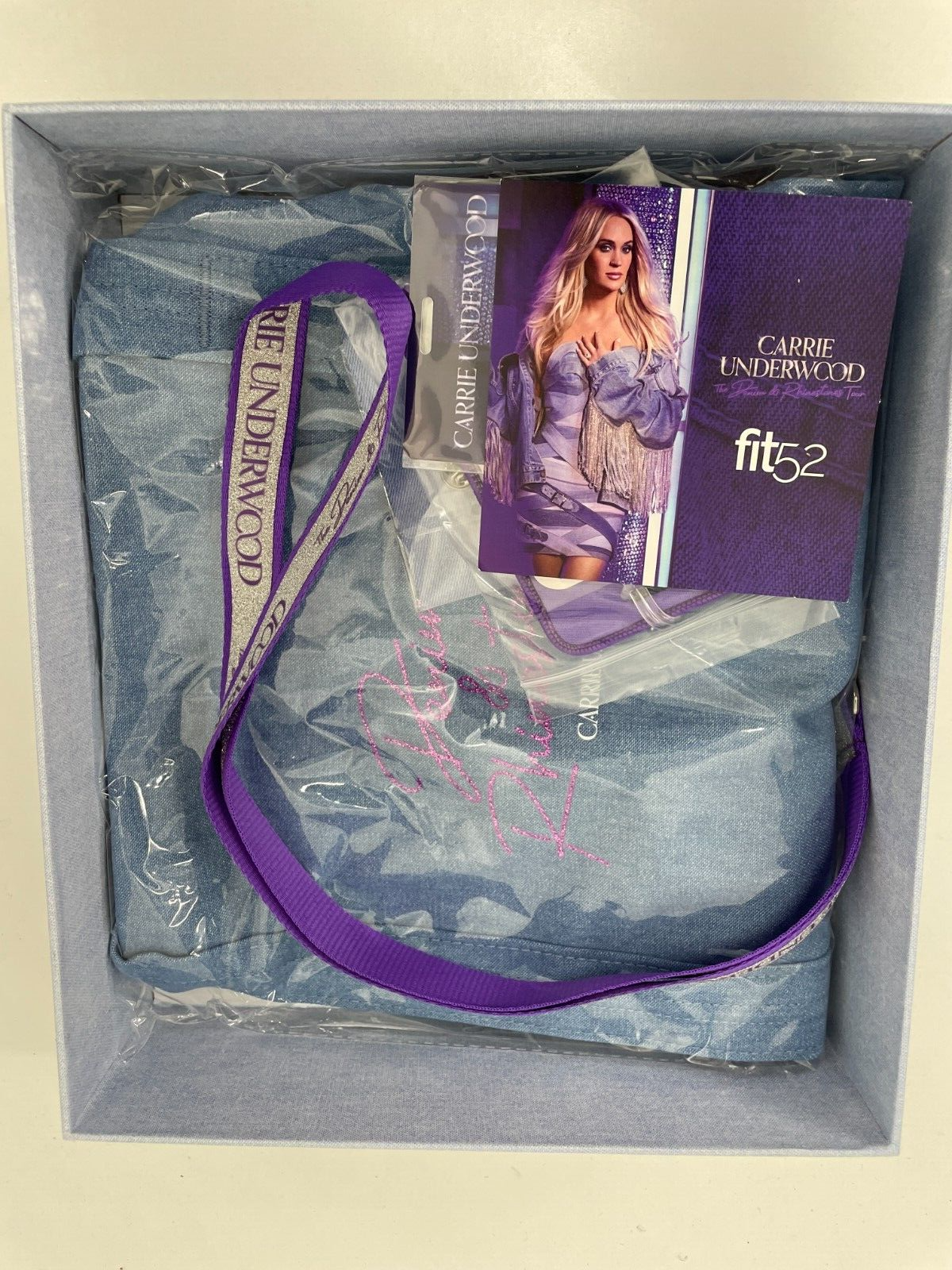 Carrie Underwood Denim And Rhinestones Tour VIP Package Gift Box Set Country